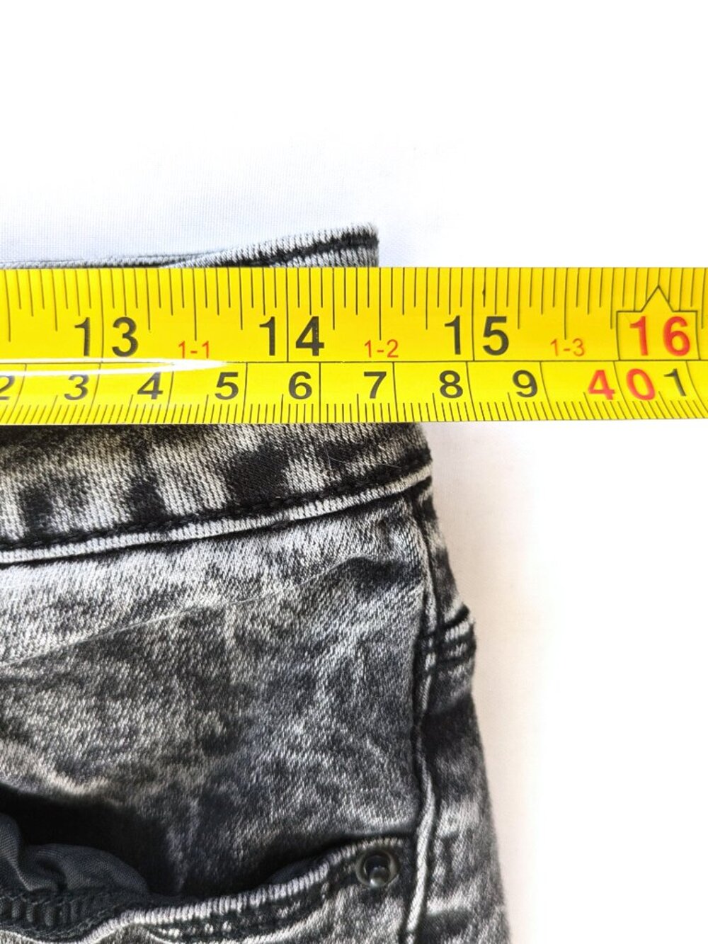 Distressed Black Bamboo Jeans - Girl's 15/16 - Youth Skinny Destroyed Look - Picture 5 of 6